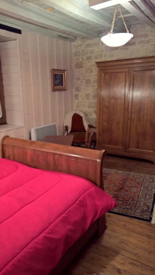 Chambre D Hote 1873 Frasne Dış mekan fotoğraf